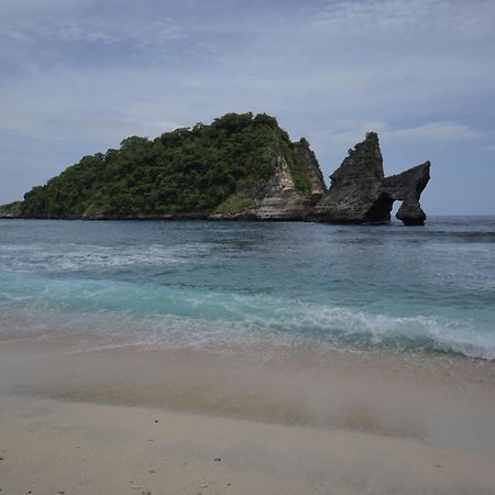 Dream Beach Inn Lembongan Exteriör bild