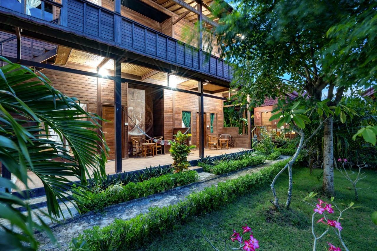 Dream Beach Inn Lembongan Exteriör bild